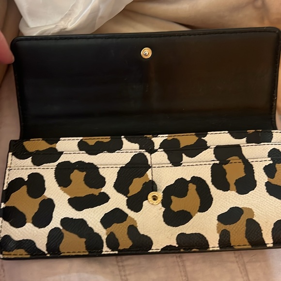 Coach cheetah wallet - Picture 3 of 3